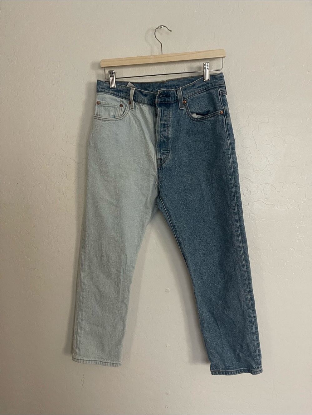 Levi’s 501 Two Toned Size 29/25